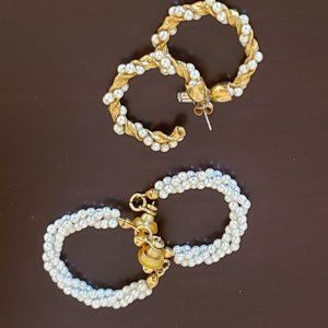 Freshwater Pearl Earrings
